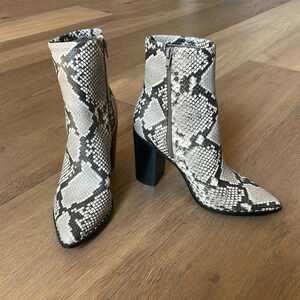 Aldo Loviren Snake Print Booties Size 8.5